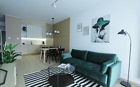 Green Apartment Strict Center